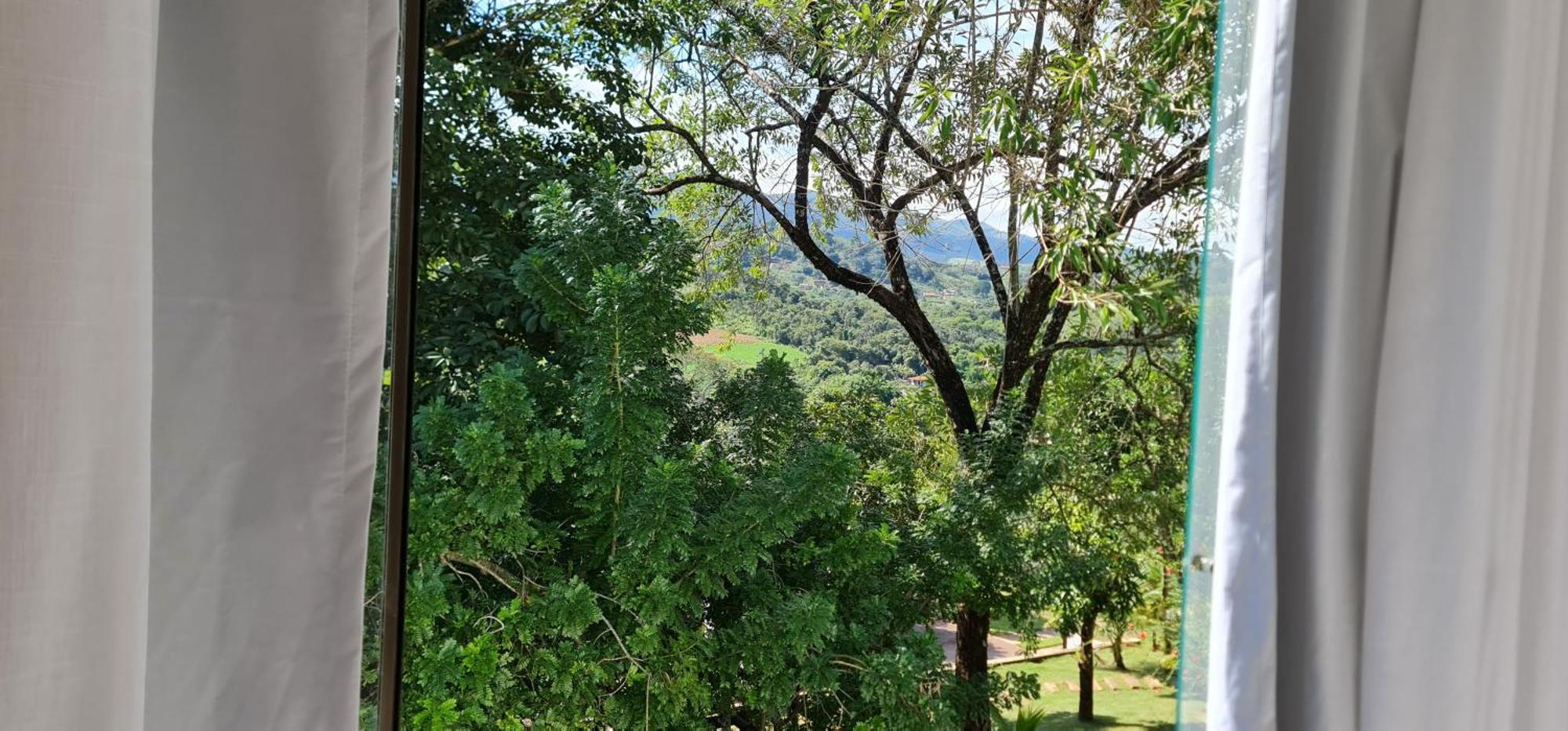 Pousada Descobrindo A Vida Brumadinho Exterior foto